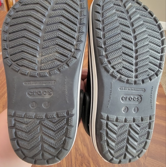 Crocs - Picture 2 of 3